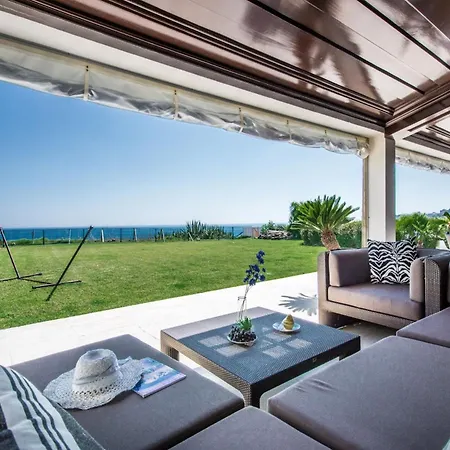 Outstanding Algarve 8 Bedrooms Agua Grande Deluxe Amazing Sea Views Jacuzzi Gym Willa