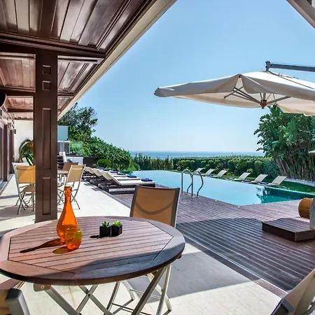 Outstanding Algarve 8 Bedrooms Agua Grande Deluxe Amazing Sea Views Jacuzzi Gym * Albufeira