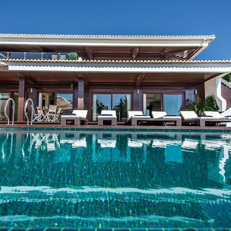 Outstanding Algarve 8 Bedrooms Agua Grande Deluxe Amazing Sea Views Jacuzzi Gym Willa *