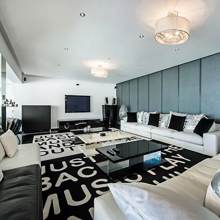 Willa Outstanding Algarve 8 Bedrooms Agua Grande Deluxe Amazing Sea Views Jacuzzi Gym