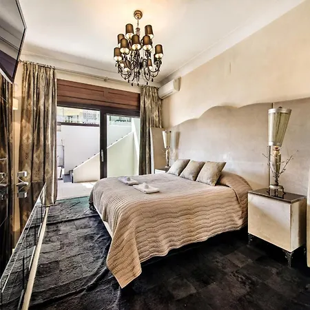 Outstanding Algarve 8 Bedrooms Agua Grande Deluxe Amazing Sea Views Jacuzzi Gym Вилла