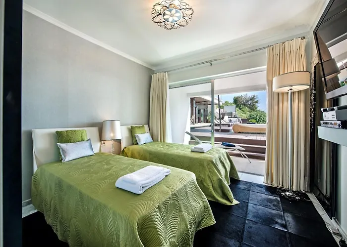 Outstanding Algarve 8 Bedrooms Agua Grande Deluxe Seaviews 别墅 阿尔布费拉